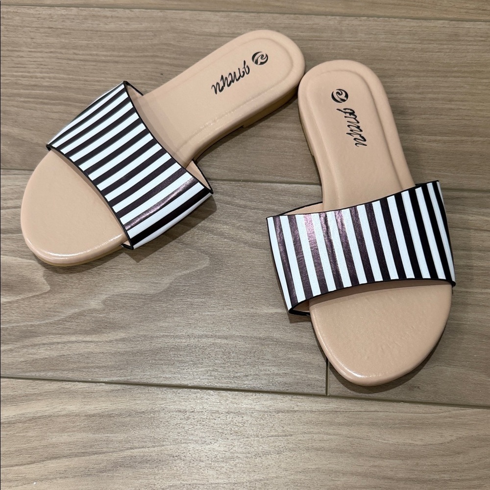 Black and White Striped Women's Slides - Picture 1 of 6